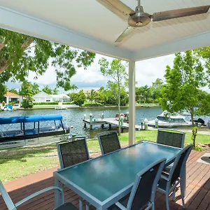 Semesteranläggning (resort) Noosa Entrance Waterfront