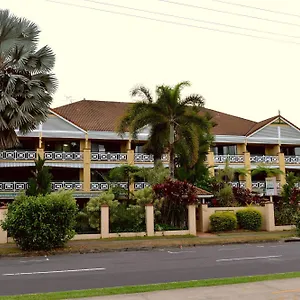 Waterfront Terraces Aparthotel Cairns